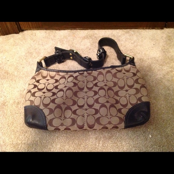 Real Coach purse - Picture 2 of 5